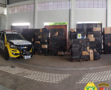 BPRv apreende caminhão carregado com mais de 120 mil maços de cigarros contrabandeados no Noroeste do estado