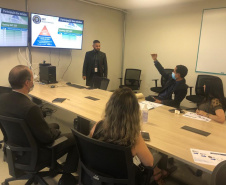 Titular da segurança pública paranaense visita diretoria de inteligência em Brasília