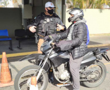 Evento para motociclistas trabalha técnicas de condução e dá dicas para evitar acidentes