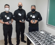 Polícia Civil do Paraná entrega kit funcional a 200 novos policiais civis