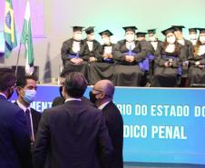 Mais de mil presos do Paraná recebem certificados de cursos profissionalizantes