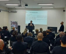 Depen capacita agentes penitenciários com curso de tecnologias não letais