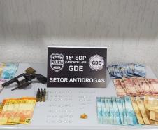 PCPR prende três pessoas por tráfico de drogas em Cascavel