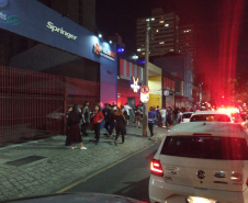 Aifu dispersa mais de 2,2 mil pessoas e aplica mais de R$ 760 mil em multas em Curitiba