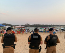 Ações do Corpo de Bombeiros e outras forças policiais garantem feriado tranquilo em Porto Rico