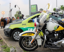 Polícia Militar participa de blitz educativa integrada da Semana Nacional do Trânsito na Linha Verde em Curitiba