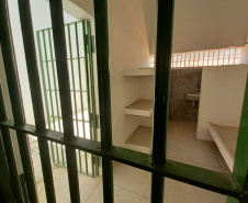Secretário da Segurança do Paraná visita unidade prisional em Pernambuco