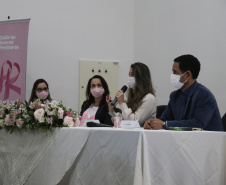 Servidoras e prestadoras de serviço vinculadas à Sesp participam da Campanha Paraná Rosa