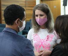 Servidoras e prestadoras de serviço vinculadas à Sesp participam da Campanha Paraná Rosa