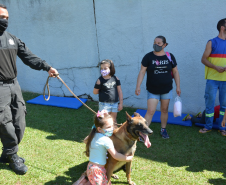 Depen-PR organiza campanha e entrega brinquedos para crianças em Piraquara