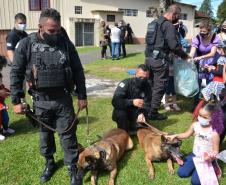 Depen-PR organiza campanha e entrega brinquedos para crianças em Piraquara