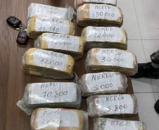Operação cumpre mandados de prisão e apreende grande quantidade de drogas em Matinhos