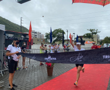 Polícia Civil do Paraná participa de corrida de rua em Guaratuba, no Litoral 