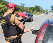 Em um mês de temporada, PM registra redução de 91,6% em roubos no Litoral