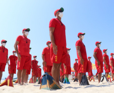Mais 30 bombeiros se especializam em Curso de Guarda-Vidas