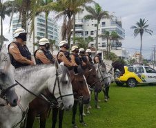 PM reforça policiamento do Litoral com unidades especializadas e rondas ostensivas