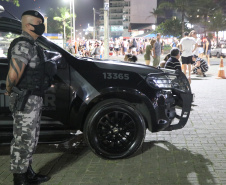 PM faz segurança de mais de meio milhão de pessoas nas praias durante o Carnaval