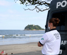 Polícia Civil realiza mais de 4 mil procedimentos e confecciona 2,5 mil RGs nesta temporada, no Litoral