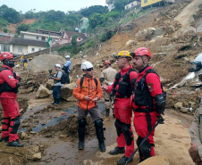 O impacto do desastre foi muito grande, diz paranaense que ajudou no apoio a Petrópolis