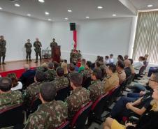 Secretário Marinho participa de passagem de comando da 5ª Brigada de Cavalaria Blindada do exército brasileiro