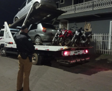AIFU prende uma pessoa por embriaguez ao volante e apreende 169 essências de narguilé durante fiscalizações em Curitiba