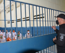 Presos concluem treinamento de combate a incêndio em penitenciária de Piraquara