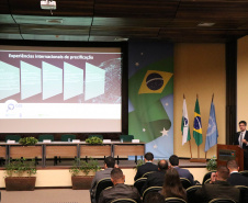 Curitiba sedia evento sobre monitoramento do mercado de drogas ilícitas no Brasil