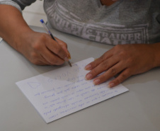 Projeto do Deppen de Ponta Grossa resgata vínculos afetivos da mulher presa com a família