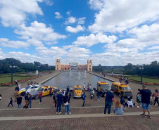BPTran leva coleção de carros a pontos turísticos da Capital no feriadão de Páscoa