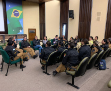 SESP e Programa PRUMOS promovem seminário em alusão ao Maio Furta-cor para promoção e atenção à saúde mental materna