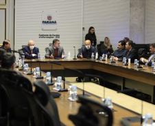Secretário Wagner Mesquita debate segurança pública com deputados estaduais