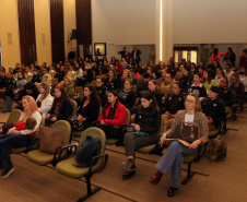 SESP e Programa PRUMOS promovem seminário em alusão ao Maio Furta-cor para promoção e atenção à saúde mental materna