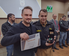 PCPR realiza entrega de medalhas para policiais civis em Francisco Beltrão