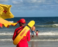 Corpo de Bombeiros abre processo seletivo para contratação de guarda-vidas civis