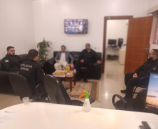 Troca de experiências: Policiais penais do Paraná realizam visita técnica à Secretaria de Administração Prisional e Socioeducativa de Santa Catarina