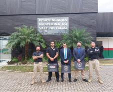 Policiais penais do Paraná visitam Secretaria de Administração Prisional e Socioeducativa de Santa Catarina