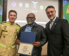 Secretaria da Segurança Pública do Paraná homenageia veteranos das forças estaduais