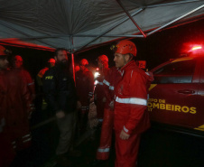 Equipes do Estado auxiliam trabalhos de atendimento às vítimas do deslizamento na BR-376