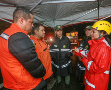 Equipes do Estado auxiliam trabalhos de atendimento às vítimas do deslizamento na BR-376