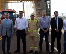 Governador entrega sete caminhões aos Bombeiros para combate a incêndios florestais