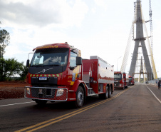 Governador entrega sete caminhões aos Bombeiros para combate a incêndios florestais