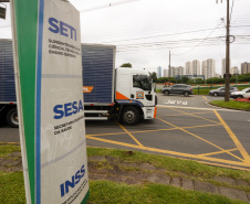 COM ESCOLTA, COMBOIO DO ESTADO COM INSUMOS DE SAÚDE ESTÁ A CAMINHO DO LITORAL