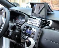 PM utiliza “viatura inteligente” com quatro câmeras para identificar placas e pessoas