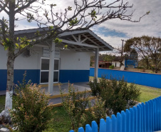 Trabalho de pessoas privadas de liberdade melhora espaços públicos em Guaratuba, no Litoral