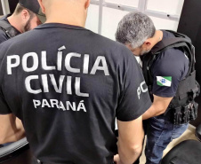  Polícia Civil cumpre 25 mandados em operação contra criminosos que roubam cargas no Paraná