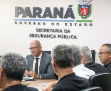 Sindicatos de policiais civis participam de encontro com secretário Hudson