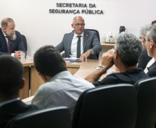 Sindicatos de policiais civis participam de encontro com secretário Hudson