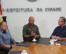 Secretário Hudson cumpre agenda em Maringá e se encontra com prefeito e forças de segurança