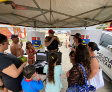 Pontal do Paraná e Antonina recebem exposição de veículos históricos da PMPR