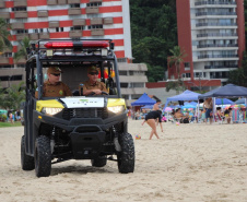 A ação foi motivada após veranistas denunciarem aos militares estaduais do Verão Maior Paraná que patrulhavam a orla que uma criança estava em situação de maus-tratos.  